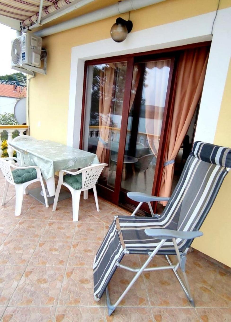 Apartments Josef Вели-Рат Экстерьер фото